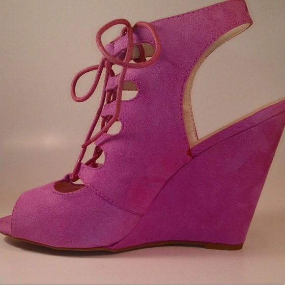 Lace Up Strappy Wedges - Picture 3 of 3